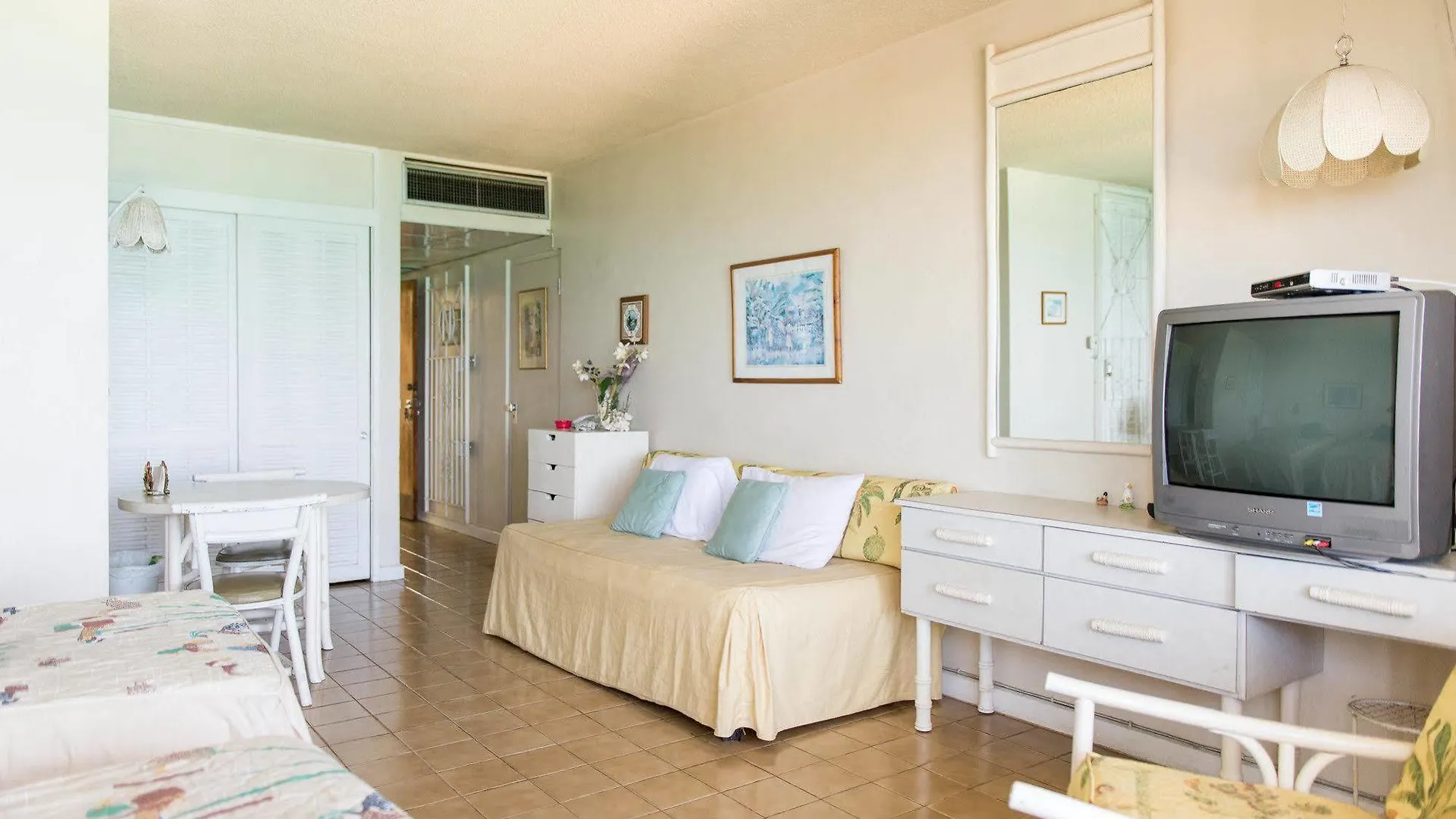 Coral Reef Beach Suite At Montego Bay Club Resort Otel